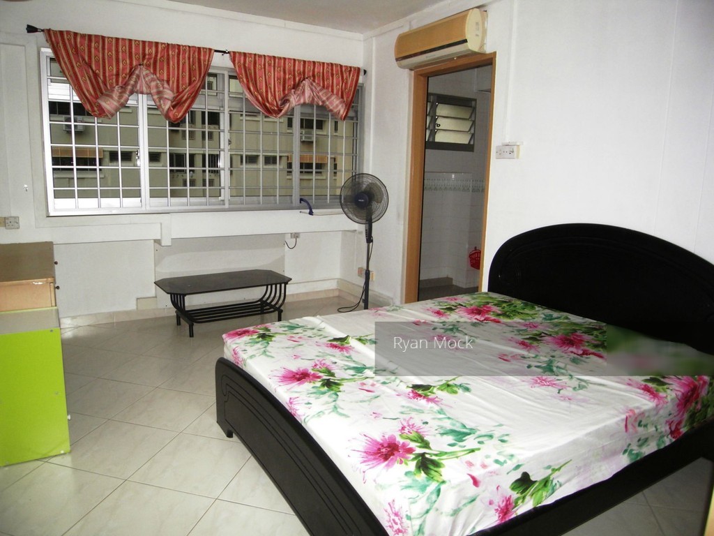 Pasir Ris Street 71 thumbnail photo